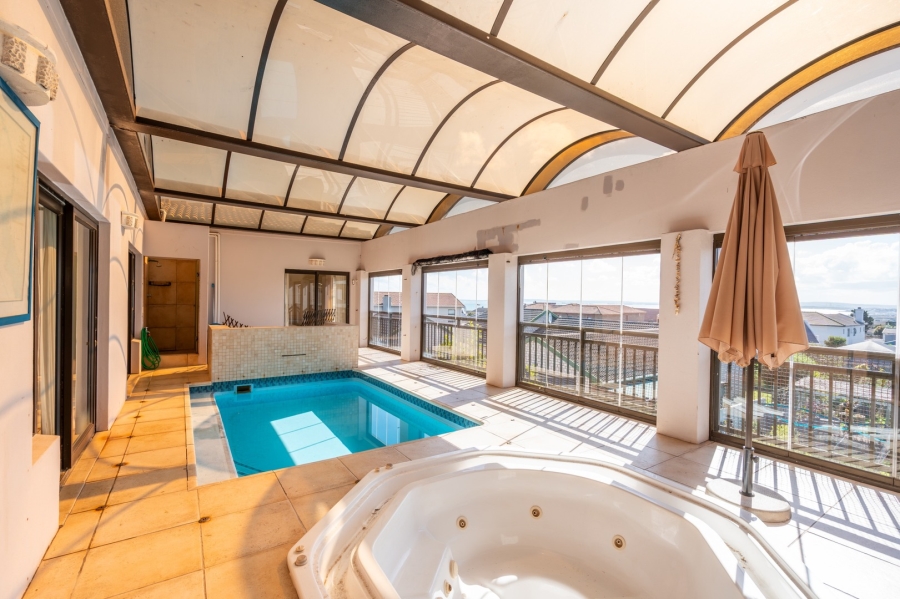 7 Bedroom Property for Sale in Myburgh Park Western Cape